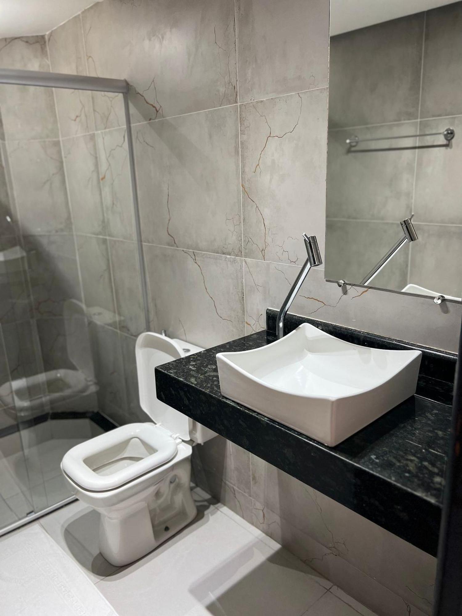 O Beira Mar Praia Hotel Esta Localizado Na Orla, Na Praia De Taperapuan, Cafe Incluso, Wi-Fi 500Mb, Piscinas, Estacionamento Privativo, Ar Condicionado Split, Smart Tv, Frigobar, 塞古罗港 外观 照片