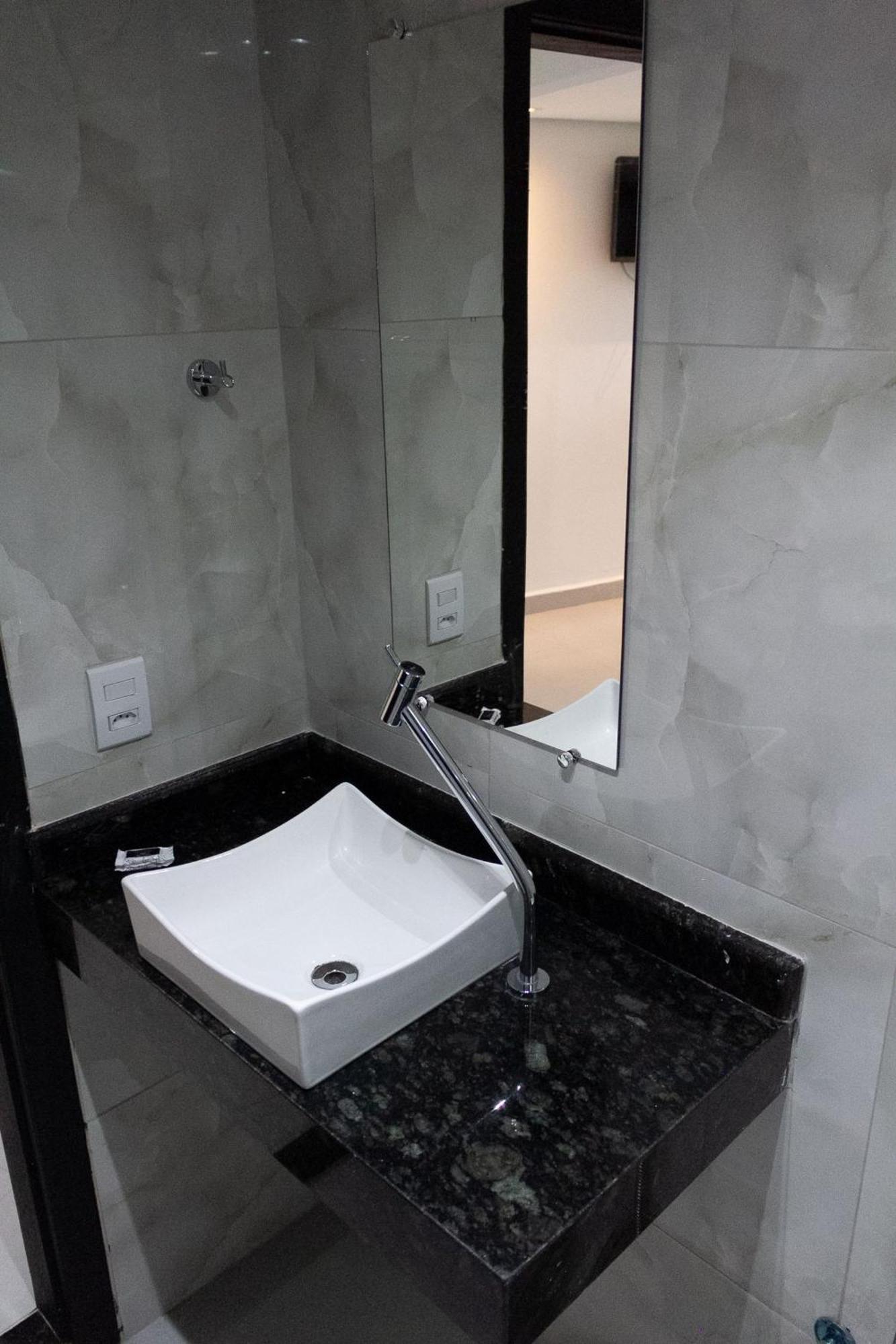 O Beira Mar Praia Hotel Esta Localizado Na Orla, Na Praia De Taperapuan, Cafe Incluso, Wi-Fi 500Mb, Piscinas, Estacionamento Privativo, Ar Condicionado Split, Smart Tv, Frigobar, 塞古罗港 外观 照片